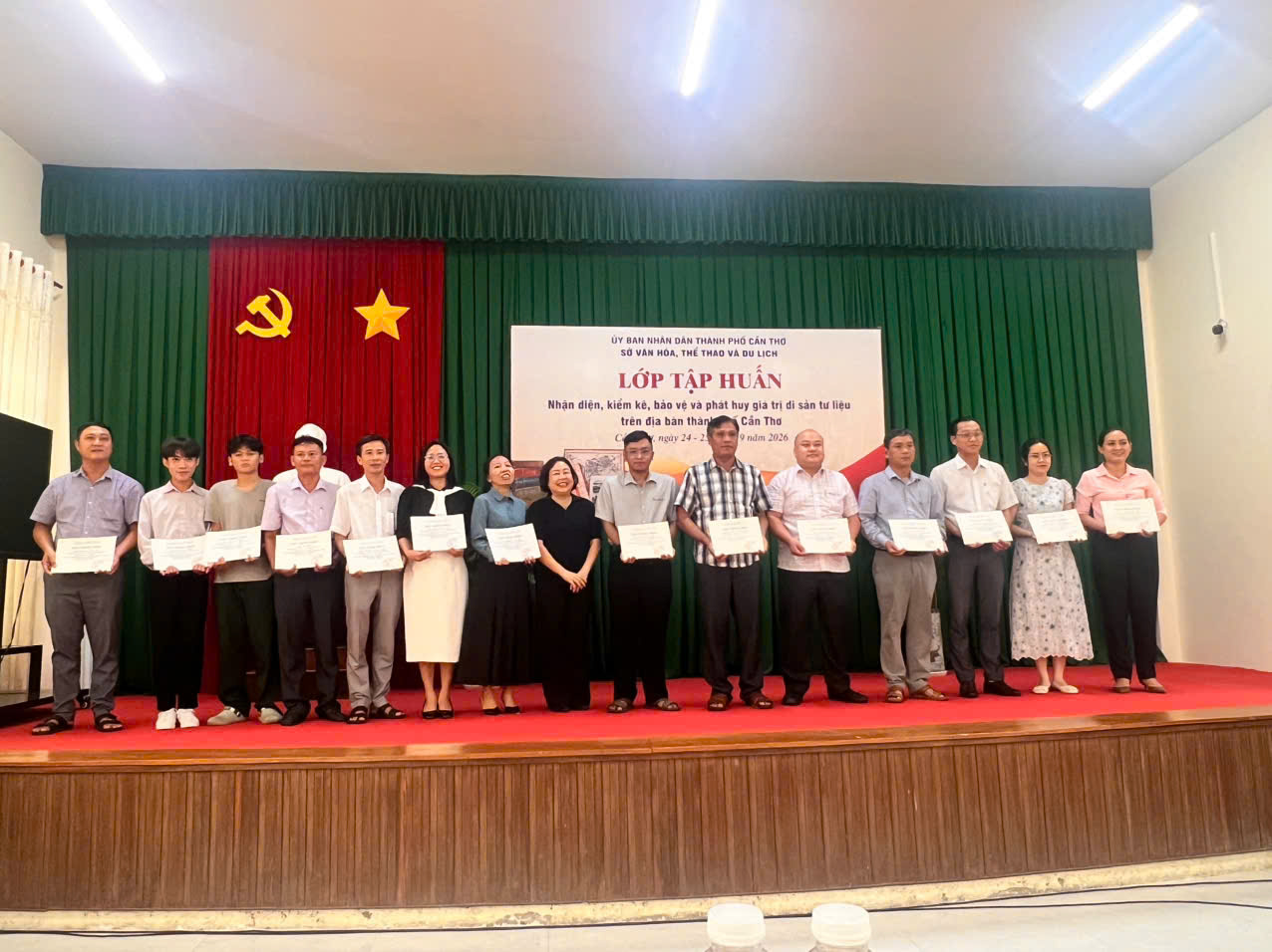 Cần Thơ: Tập huấn Nhận diện, kiểm kê di sản tư liệu cho 117 cán bộ cơ sở